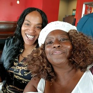 Meet your Posher, Leticia