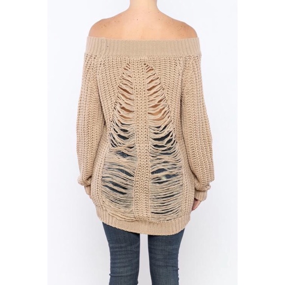 5 ⭐️ 🔵 Buy 1 Get 1 🆓 Destroyed Sweater - Picture 4 of 4