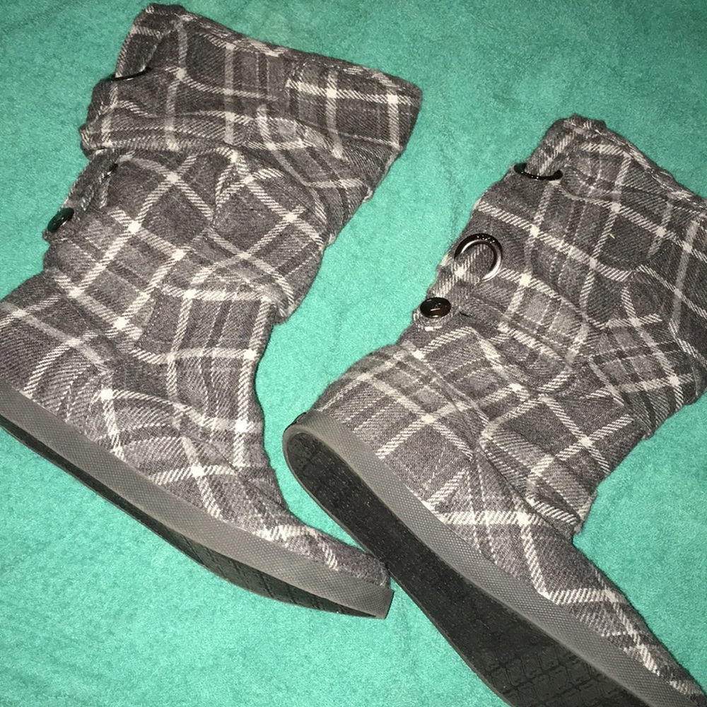Roxy boots