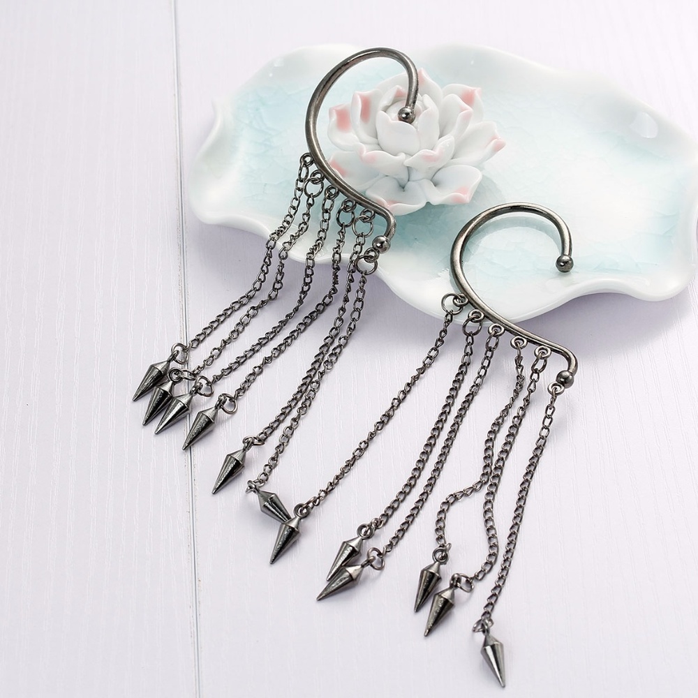Earring. Ear Wrap. Gunmetal Gray. Boho. Steampunk. - Picture 3 of 3