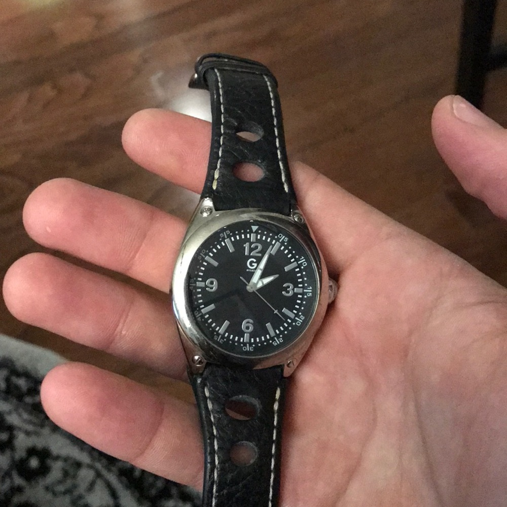 Black guess watch