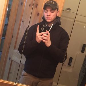 Meet your Posher, Zach