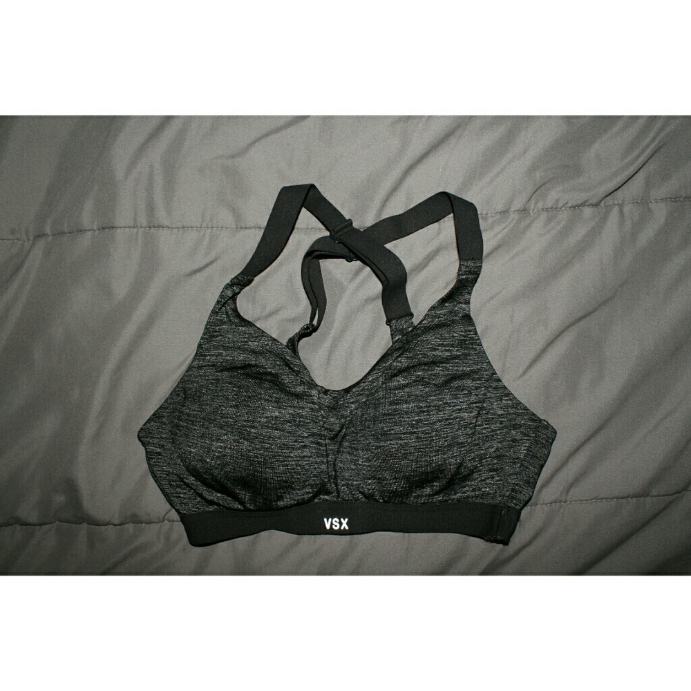 🎉 LAST CHANCE Victoria secret sports bra