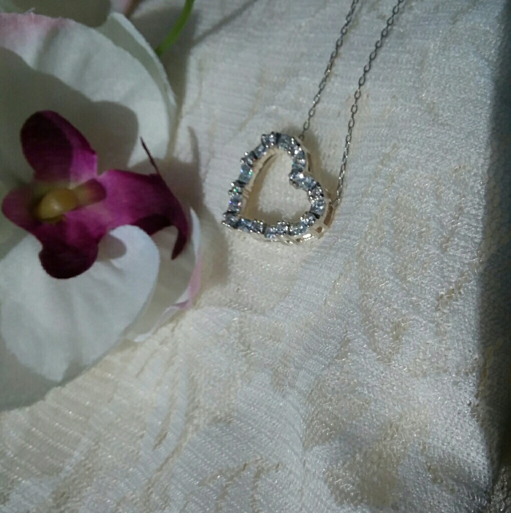 VINTAGE White Sapphire Pend Circa 70s