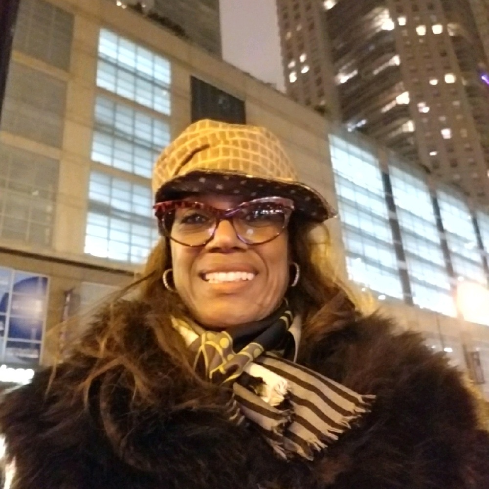 Meet your Posher, Ladonna