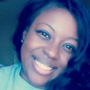 Meet your Posher, Tee