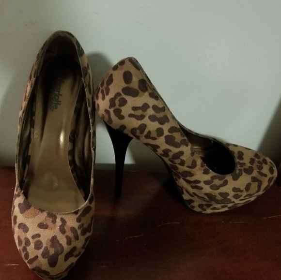 High Heel Shoez - Picture 3 of 3