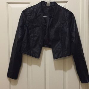 Nice Faux Leather Crop Blazer