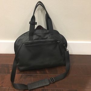 Black Lululemon gym bag