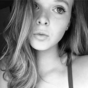 Meet your Posher, Kelsey