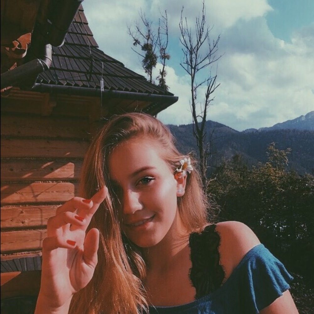 Meet your Posher, Ola