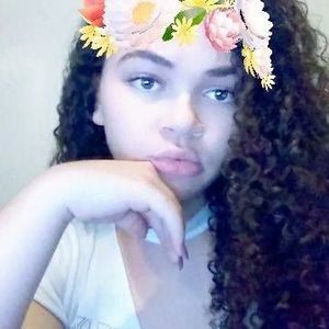 Meet your Posher, Beaujolais