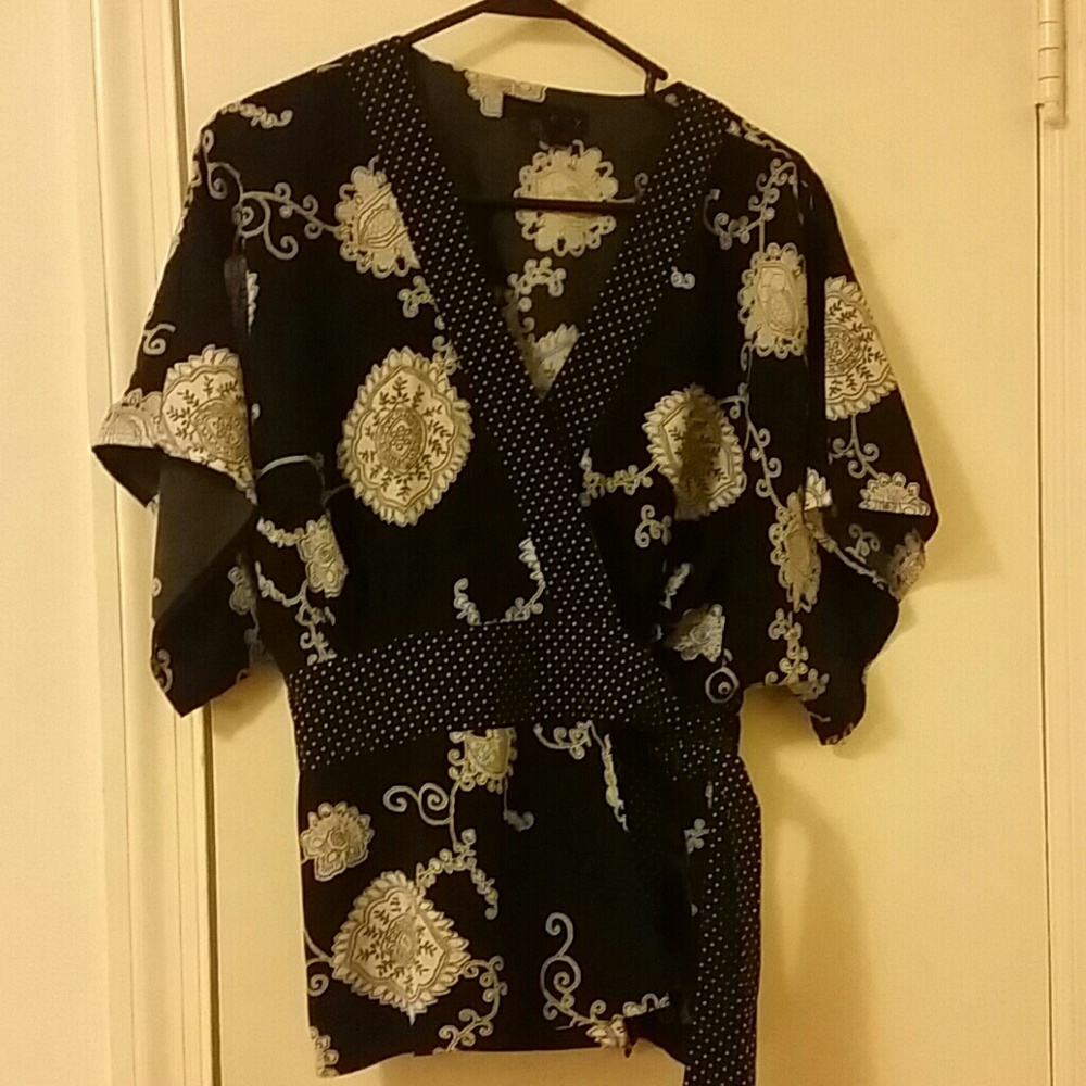 Ninety Short Kimono style top