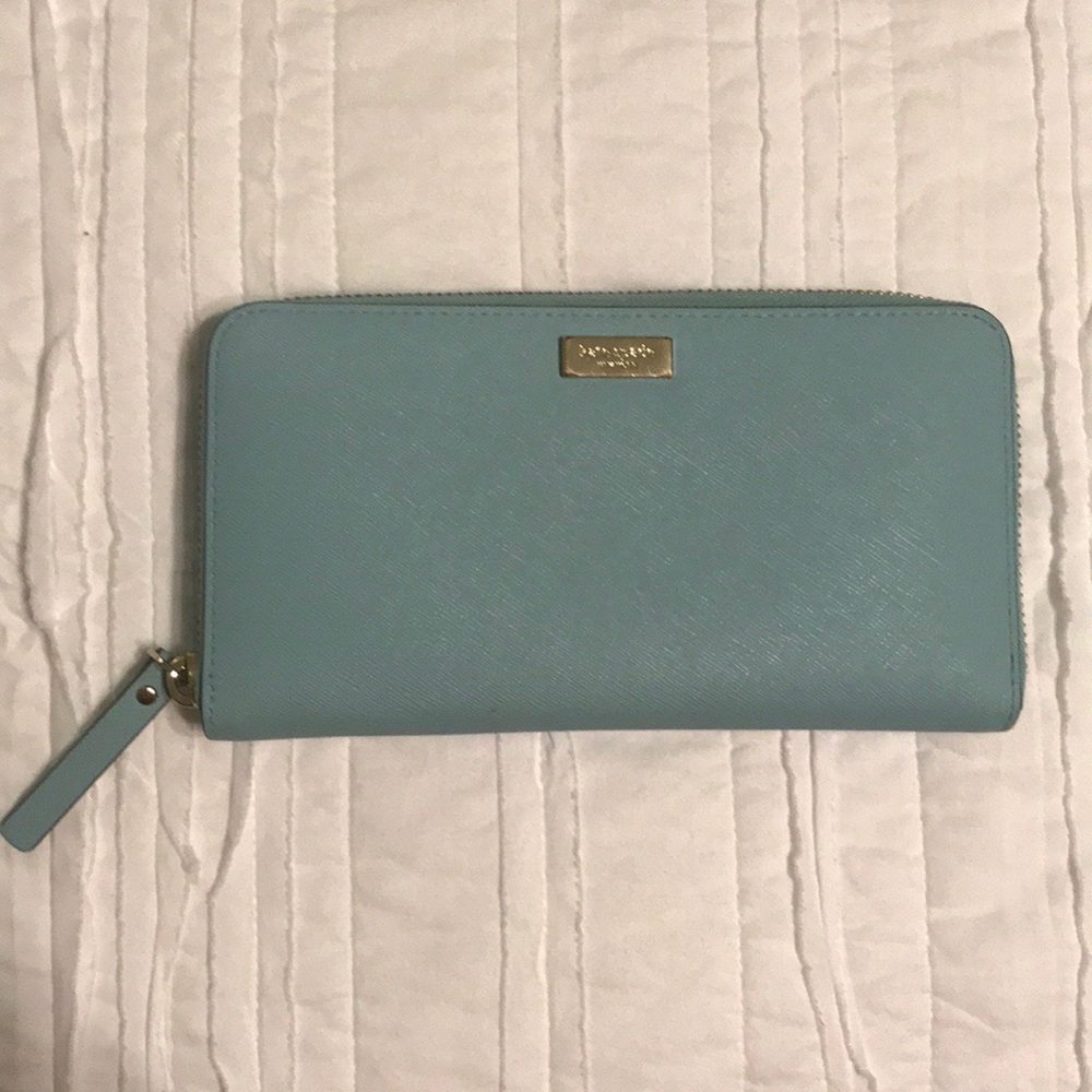Light blue Kate Spade wallet 💙♠️