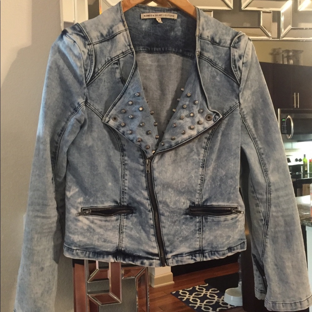 Denim studded jacket