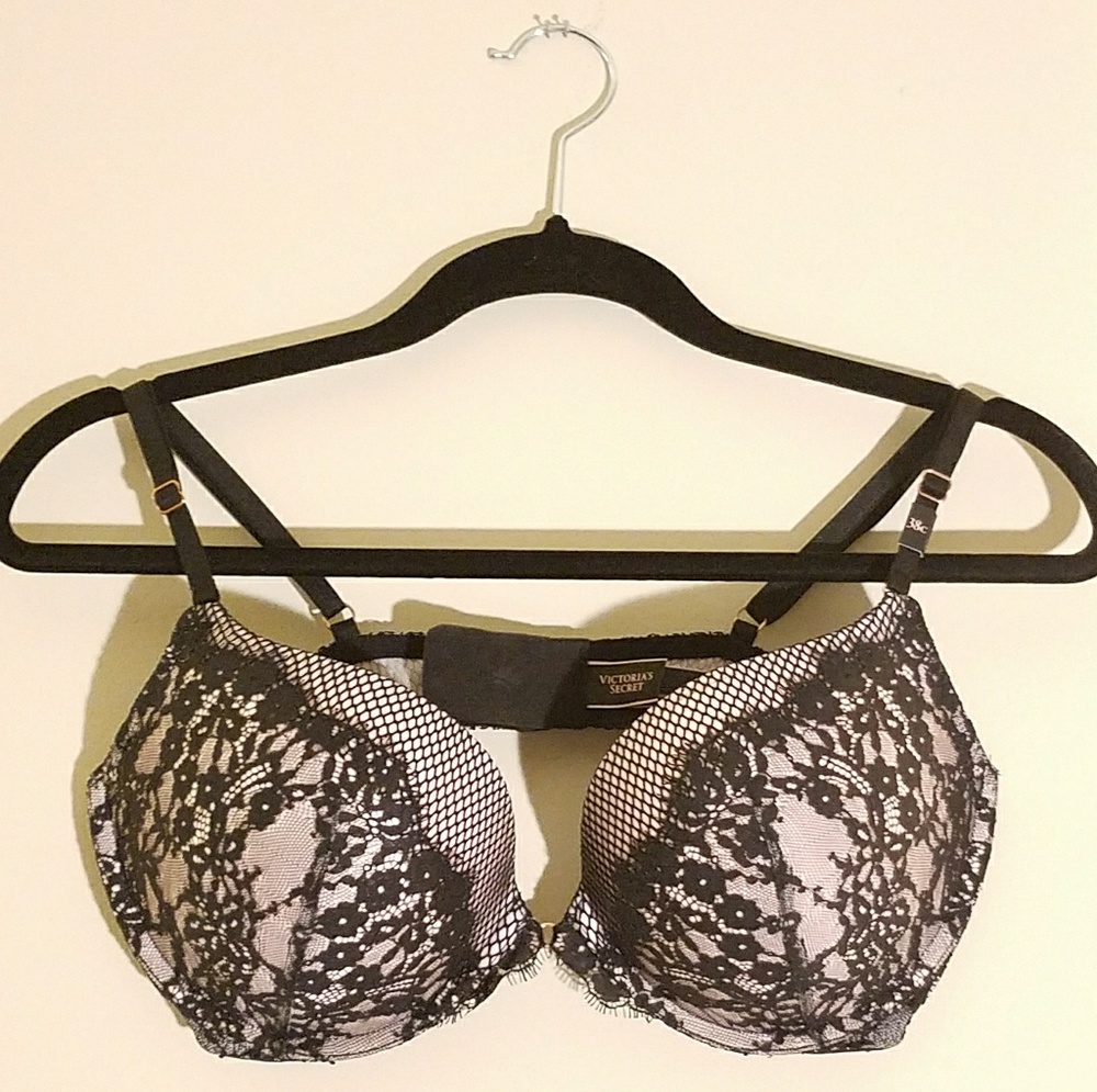 Victoria's Secret Very Sexy Push-up Bra