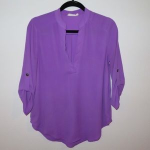 Hot lavender v neck blouse 3/4 sleeve - small