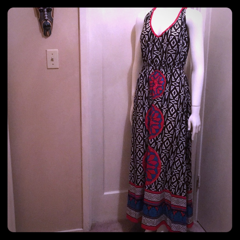Gorgeous tribal print maxi dress