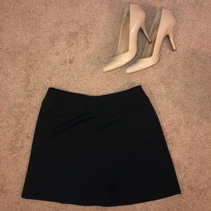 BCBG Size 2 Black mini skirt