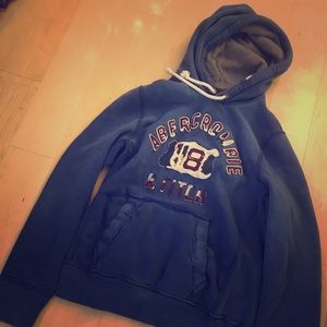 Abercrombie & Fitch Sweatshirt (Crafted Edition)