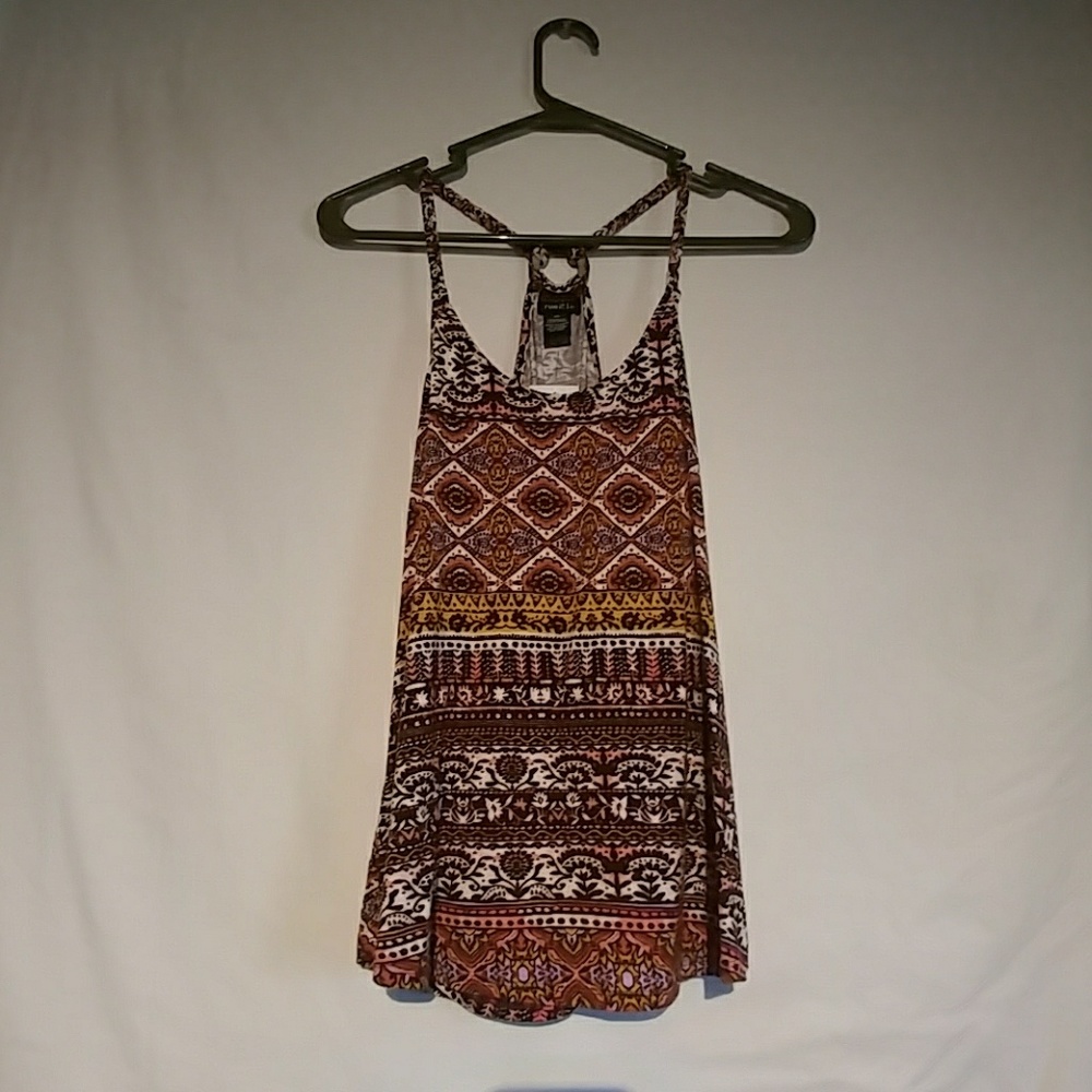 Rue 21 Tank