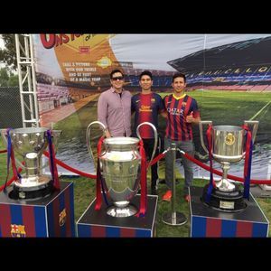 Meet your Posher, Uriel