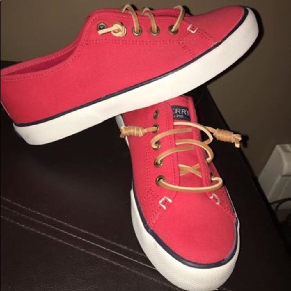 Memory Foam Sperry’s