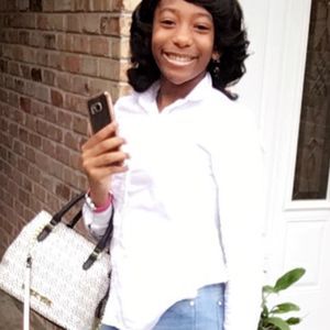 Meet your Posher, Haleigh