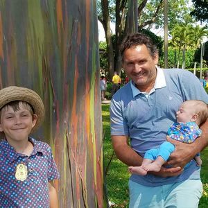 Meet your Posher, Tait