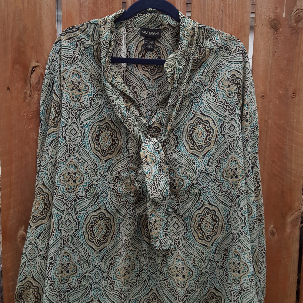 Lane Byrant Green Pattern Blouse