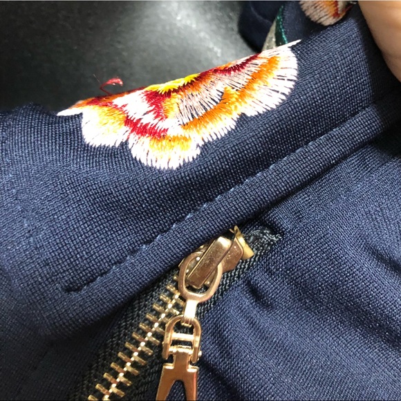 Embroidered Rose Navy Zippered Jacket NEW - Picture 2 of 3