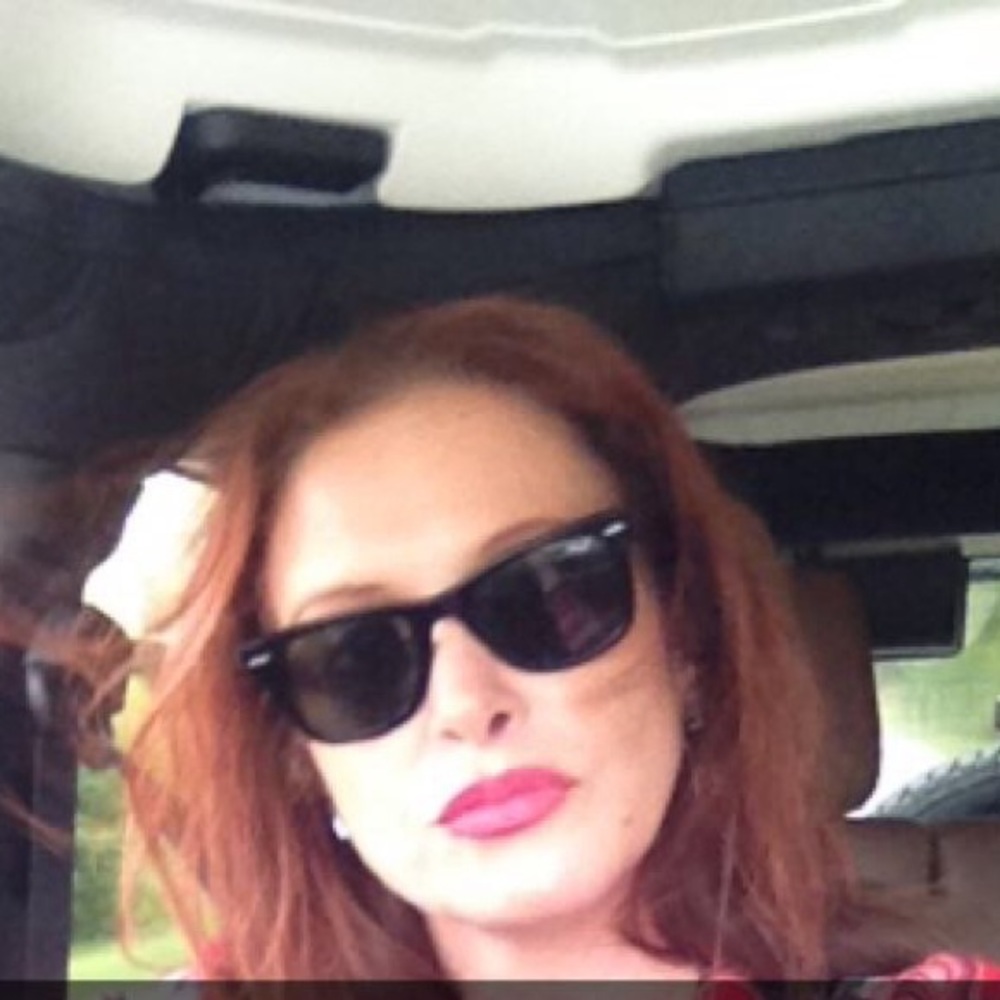 Meet your Posher, Julie