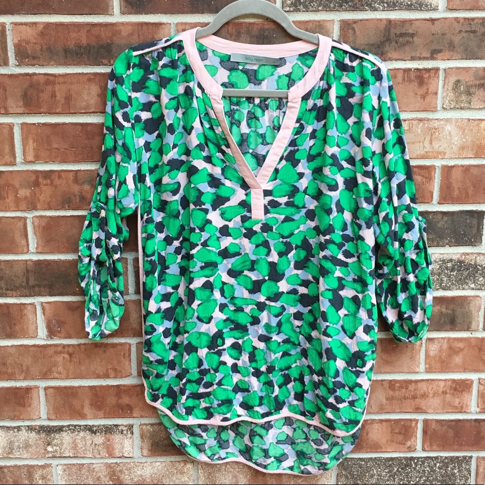 Green and pink top