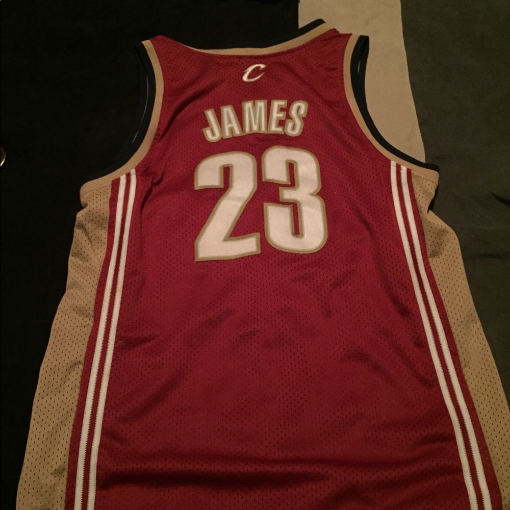 LeBron James Jersey