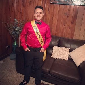 Meet your Posher, Adel