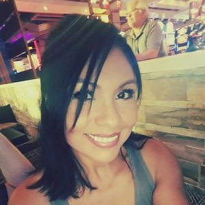 Meet your Posher, Veronica