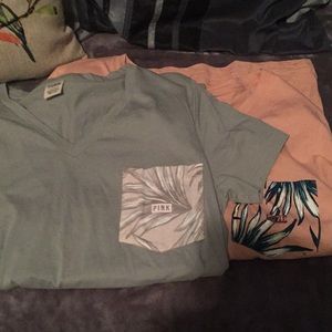 VS v-neck Bundle (size L)