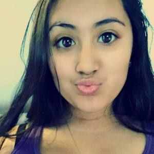 Meet your Posher, Araceli