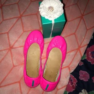 Pop Pink Tieks