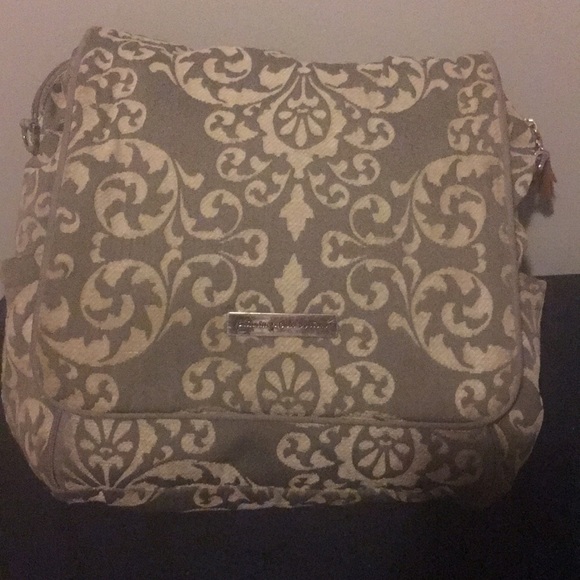 Petunia Pickle Bottom Diaperbag w/ Backpack straps