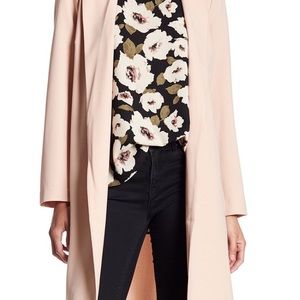 Beautiful fall jacket.💕🌺💕