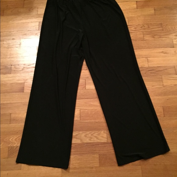 Dress Barn pants size 16 - Picture 3 of 3