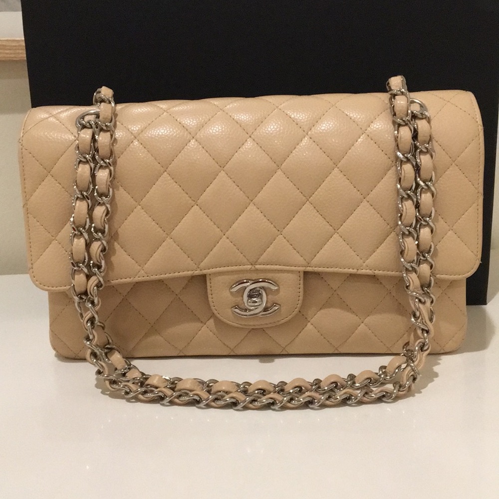 CHANEL Classic Medium