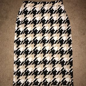 Houndstooth Skirt