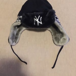 new york yankees winter hat