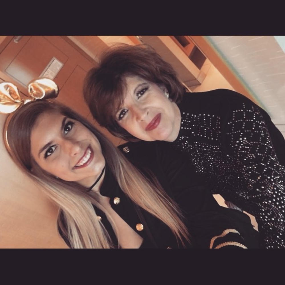 Meet your Posher, Nikki