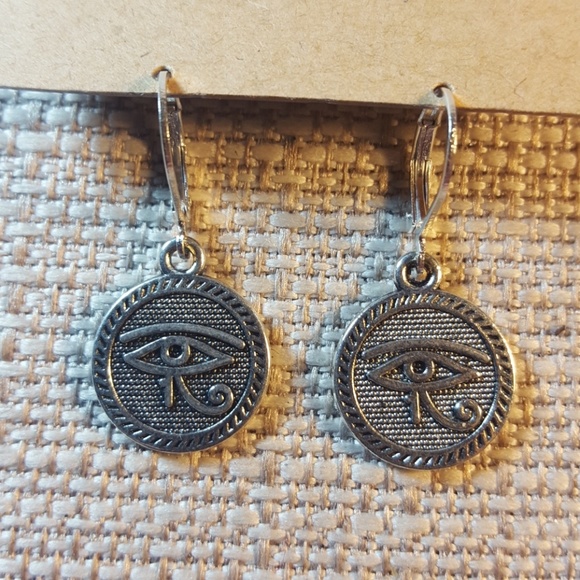 Silver coin Size Eye of Ra Earrings - Picture 8 of 8