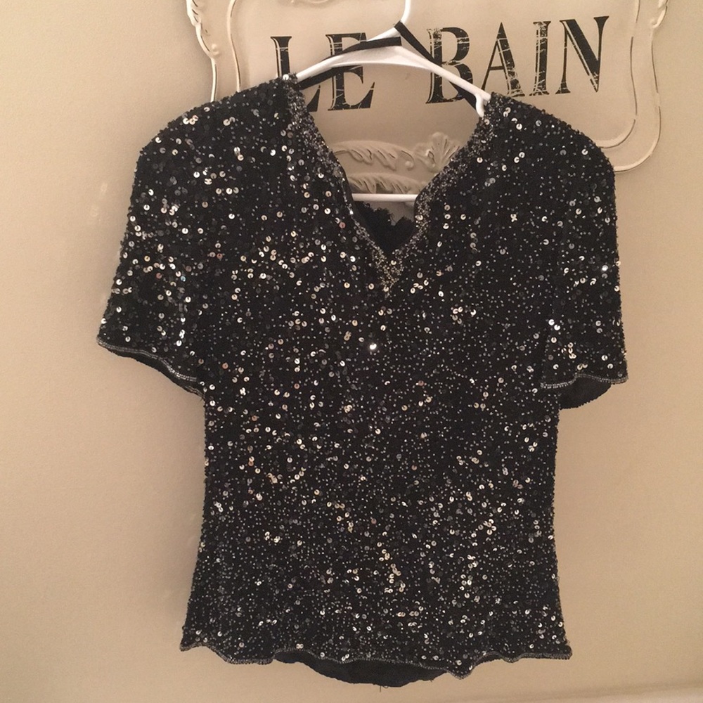 Black and silver sequined New Years VINTAGE TOP!