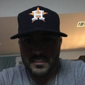 Meet your Posher, Victor