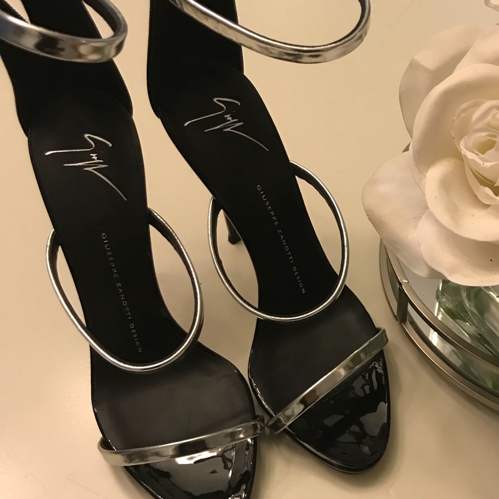 Giuseppe Black and Silver Stilettos!